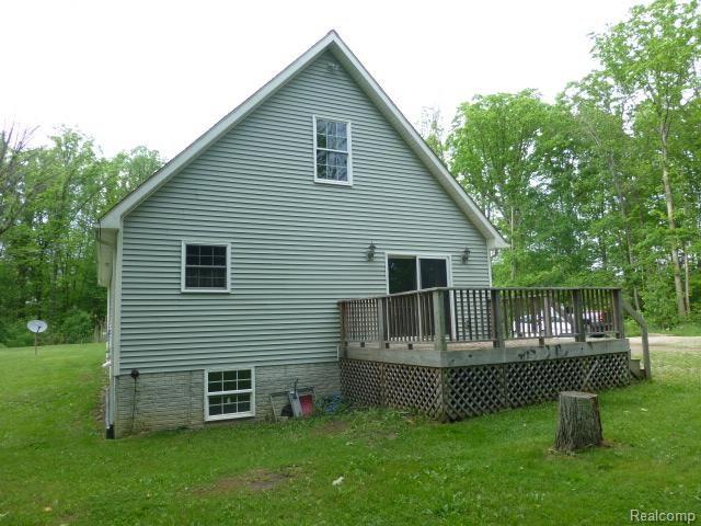 8204 Petz Road Imlay City, MI 48444 - Photo 7 of 60 P1020050.jpg