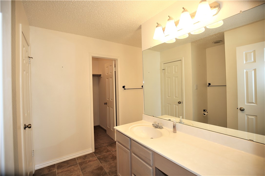 1915 Ruthie Run Cedar Park, TX 78613 - Photo 16 of 28