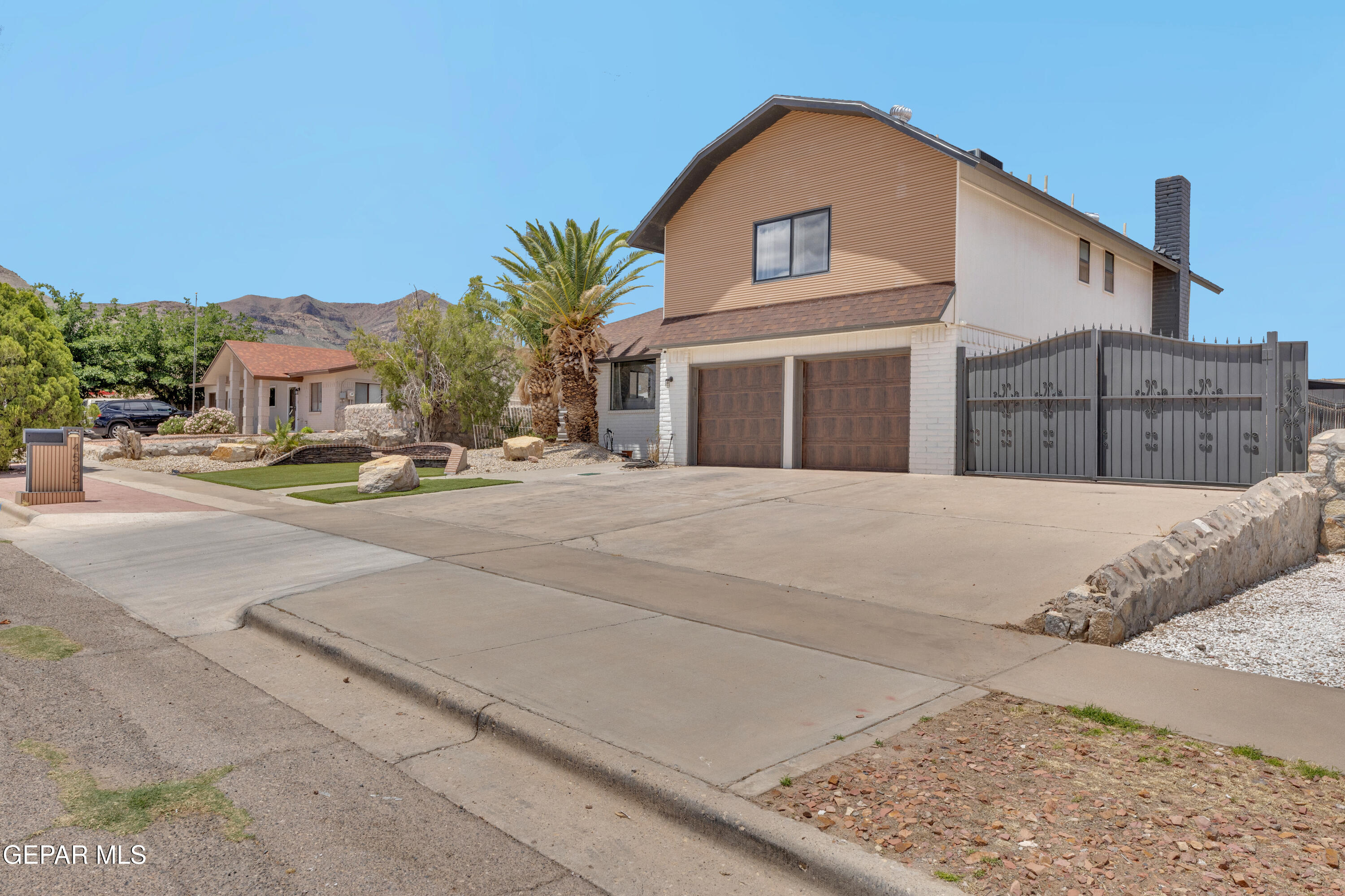4505 R T Cassidy Drive El Paso, TX 79924 - Photo 4 of 49 1 (2)