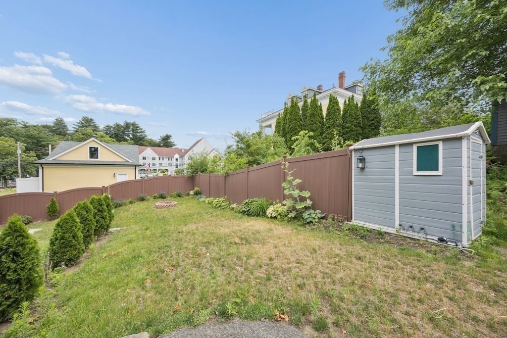 49 Felton Street Hudson, MA 01749 - Photo 36 of 41