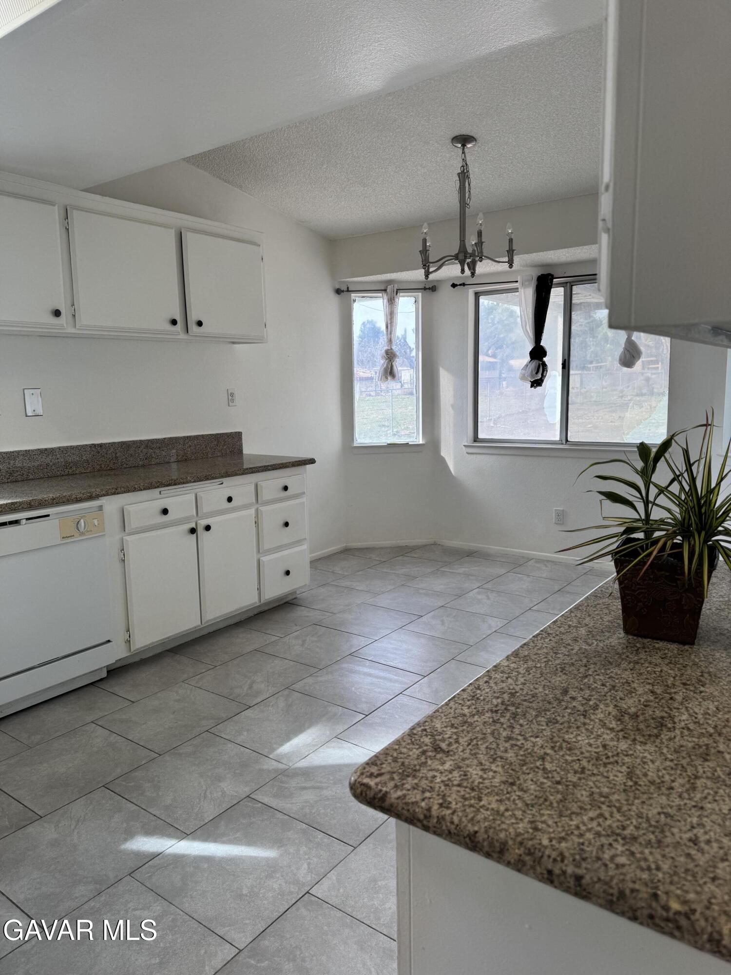 39457 Frontier Circus Street Palmdale, CA 93591 - Photo 18 of 37 IMG_6377