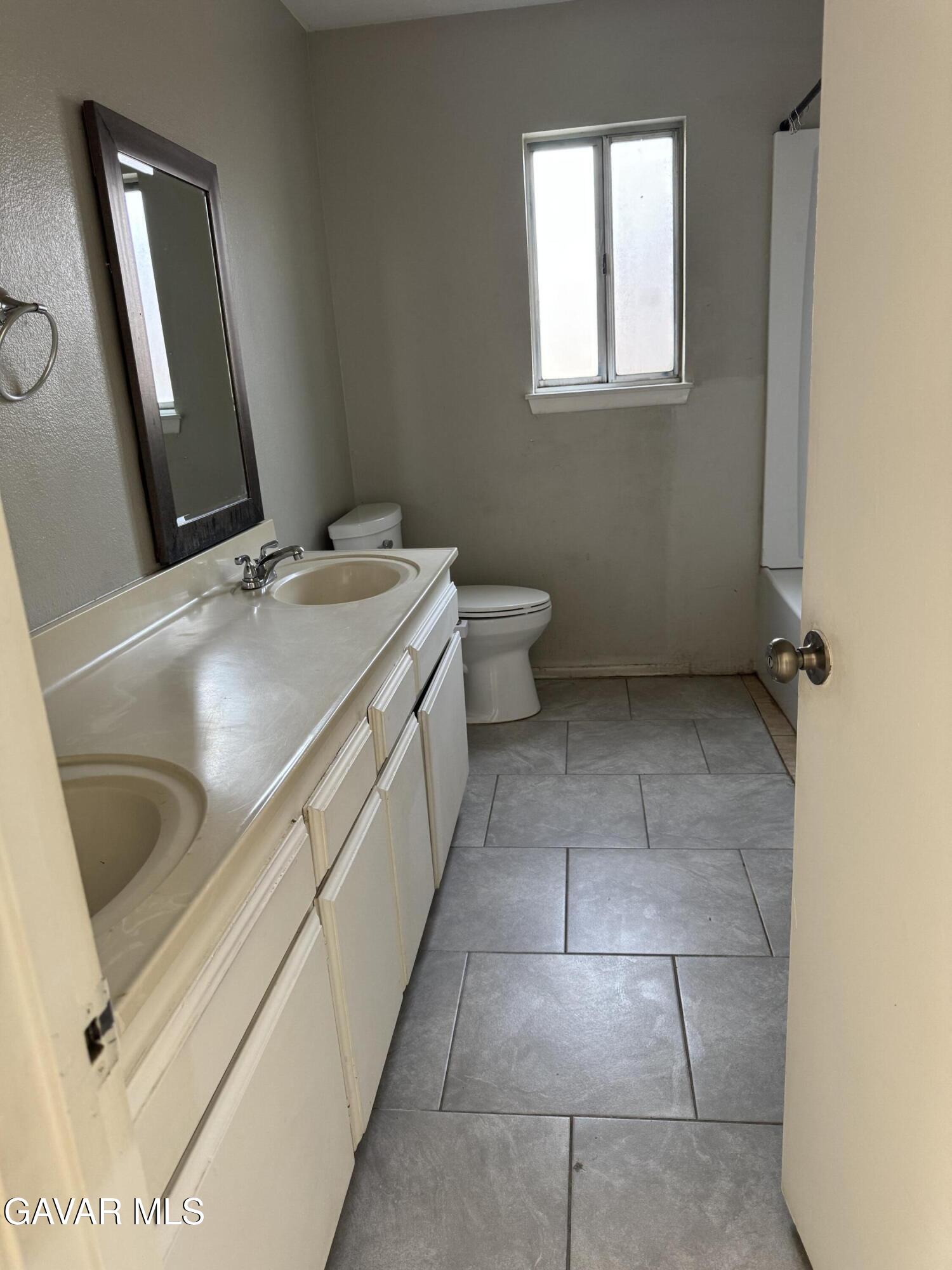 39457 Frontier Circus Street Palmdale, CA 93591 - Photo 2 of 37 IMG_6385