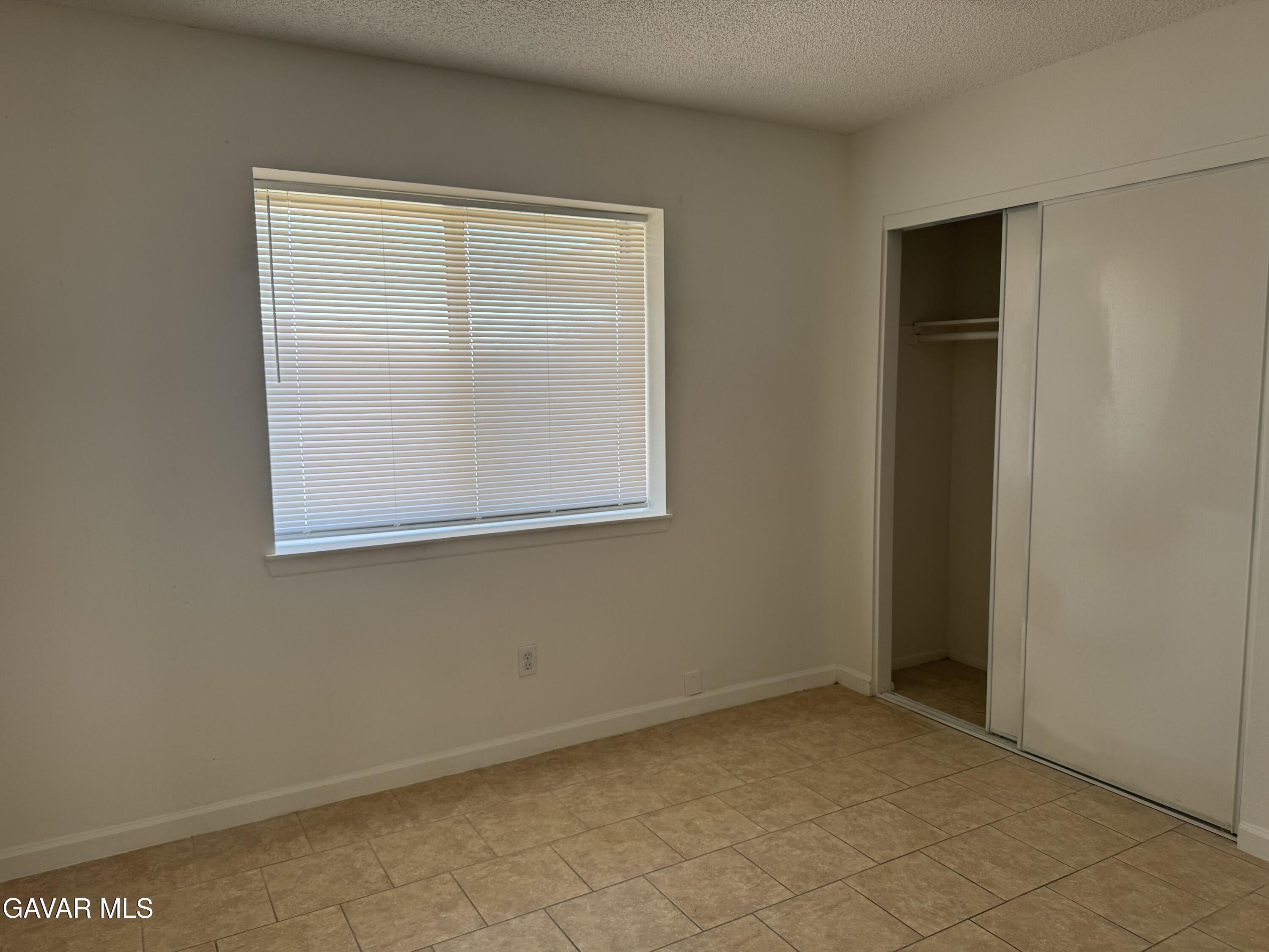 39457 Frontier Circus Street Palmdale, CA 93591 - Photo 34 of 37 IMG_6448