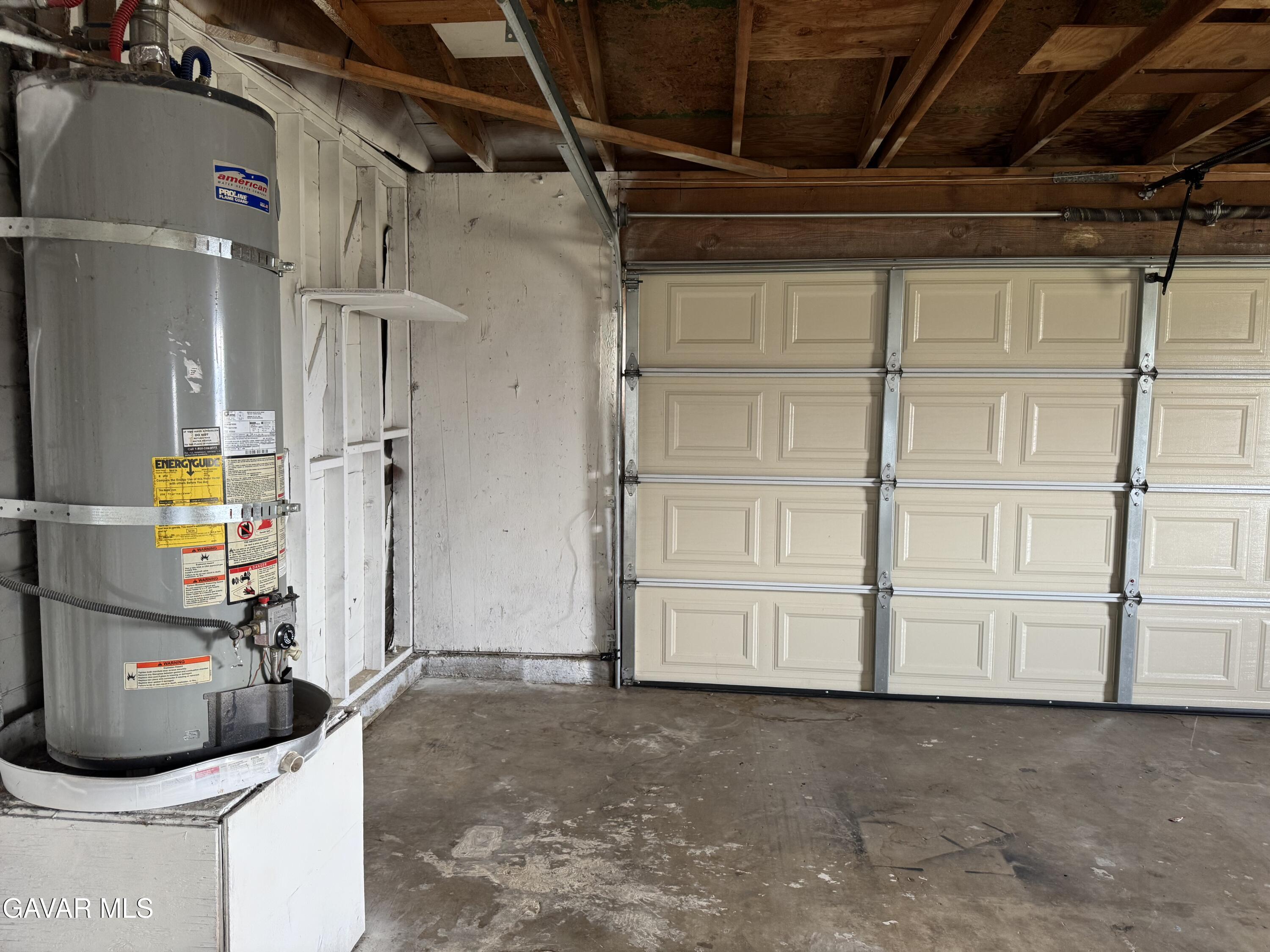 39457 Frontier Circus Street Palmdale, CA 93591 - Photo 5 of 37 IMG_6390 (1)