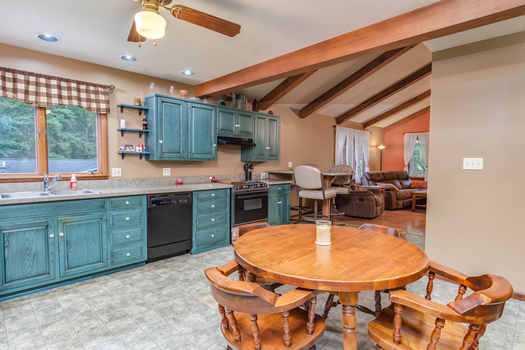 2120 South Ridgeview Road Logansport, IN 46947 - Photo 4 of 12