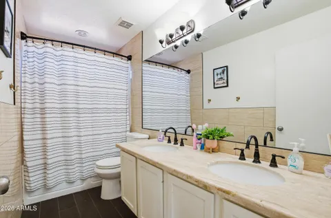 $568,500 | 1413 East Vaughn Avenue, Gilbert, AZ 85234