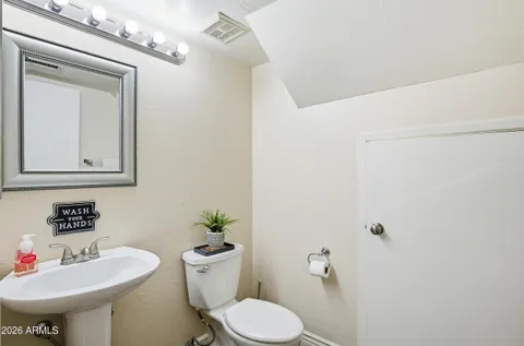 $568,500 | 1413 East Vaughn Avenue, Gilbert, AZ 85234