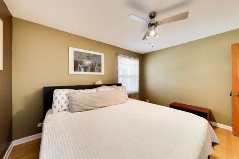 $524,999 | 479 North Elm Avenue, Elmhurst, IL 60126