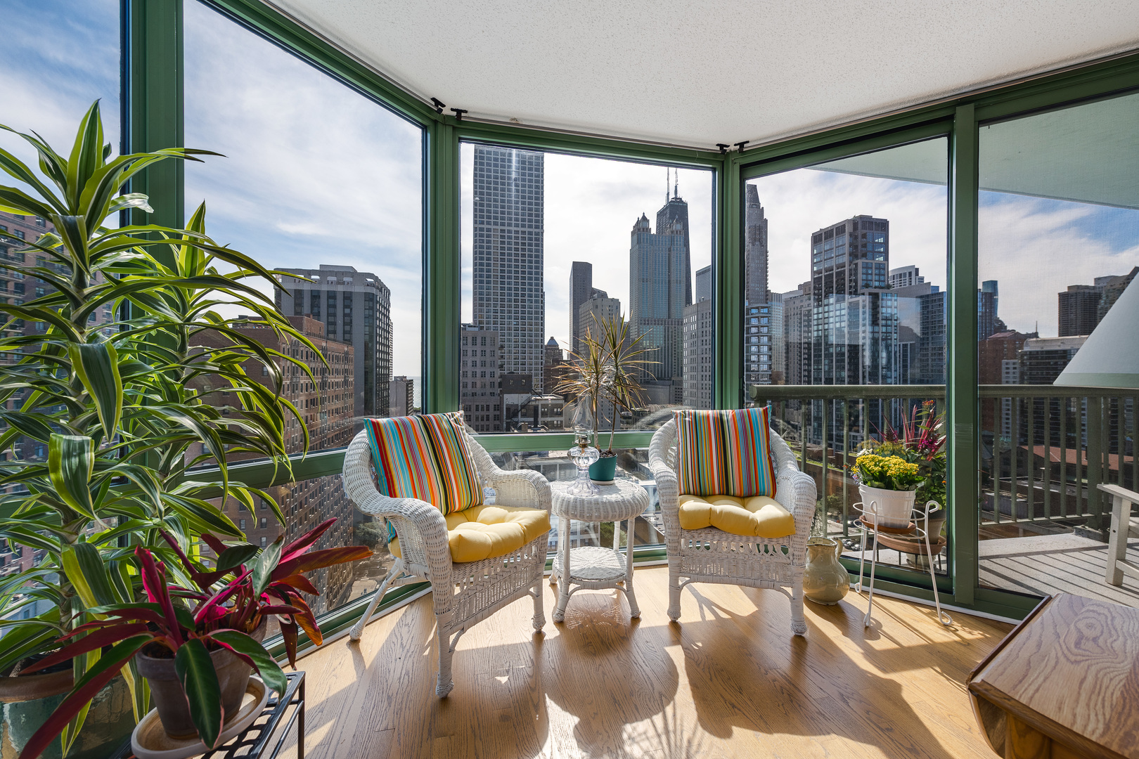 111 West Maple Street, Unit 1601 Chicago, IL 60610 - Photo 6 of 24 a view of balcony with couch