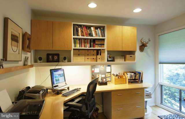2512 Trophy Lane Reston, VA 20191 - Photo 10 of 16 Office