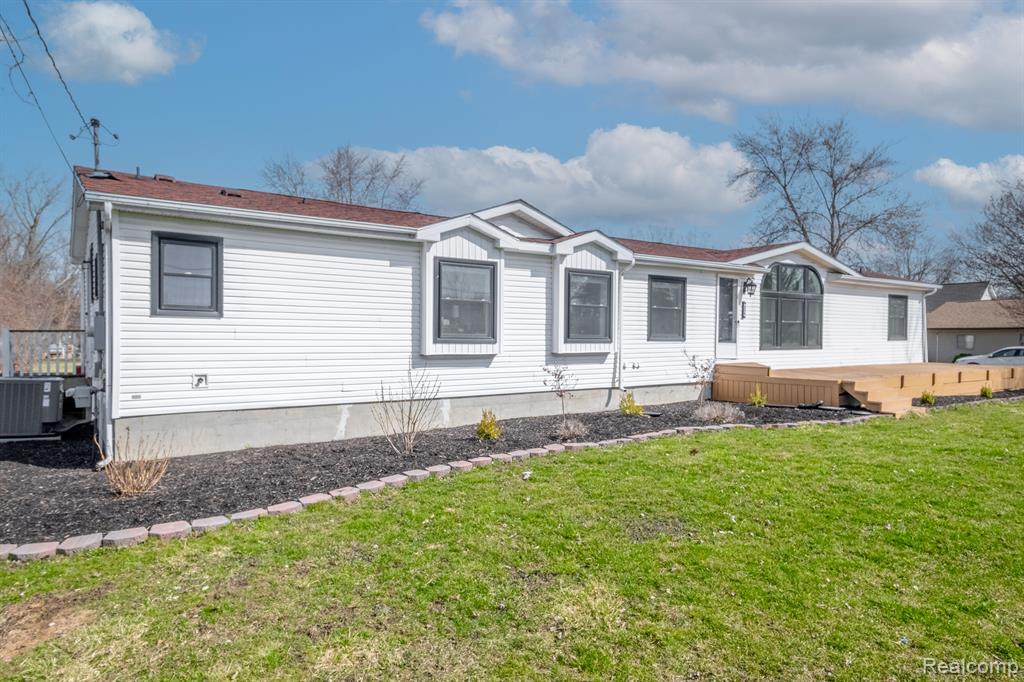 2375 Gibson Road Grand Blanc, MI 48439 - Photo 37 of 41 Gallery Image 37