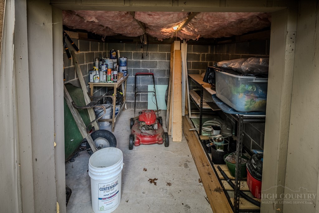 88 Trillium Road Newland, NC 28657 - Photo 42 of 44 a view of a storage room