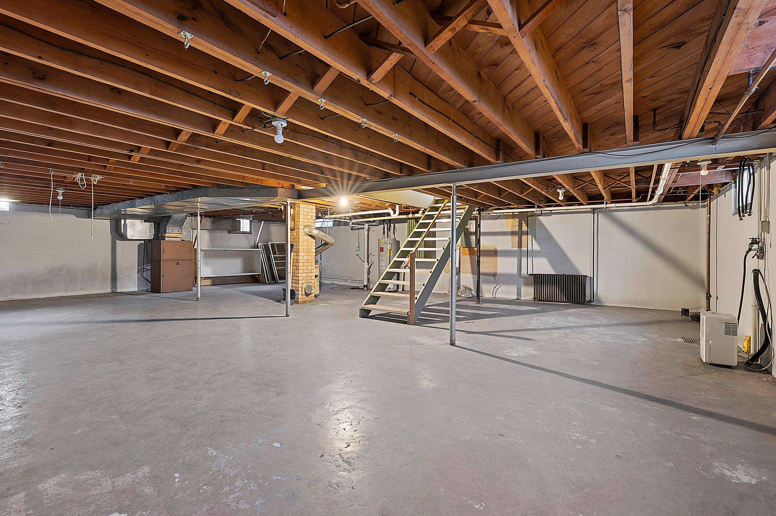 134 East Byrd Street Appleton, WI 54911 - Photo 25 of 50