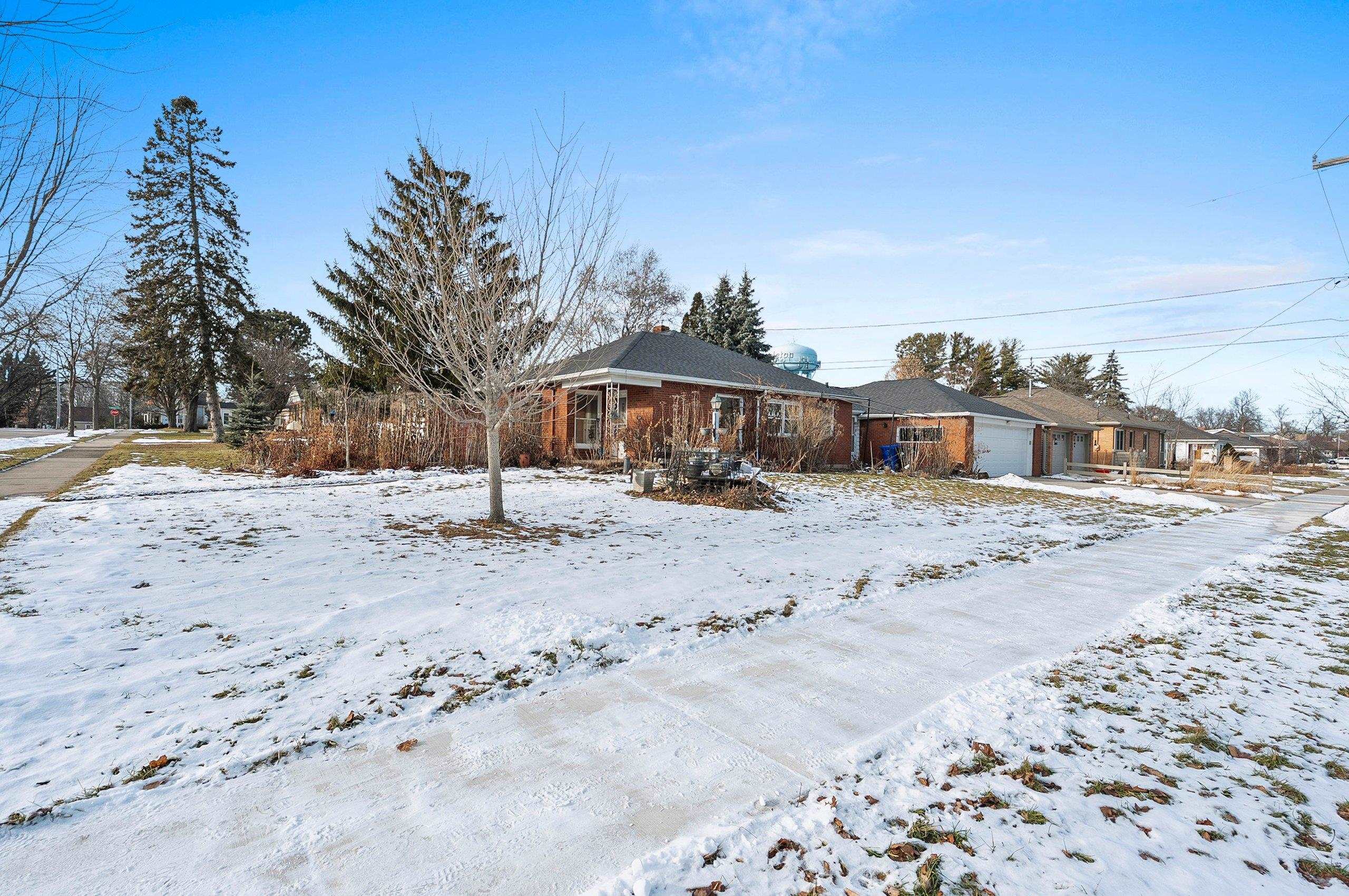 134 East Byrd Street Appleton, WI 54911 - Photo 33 of 50