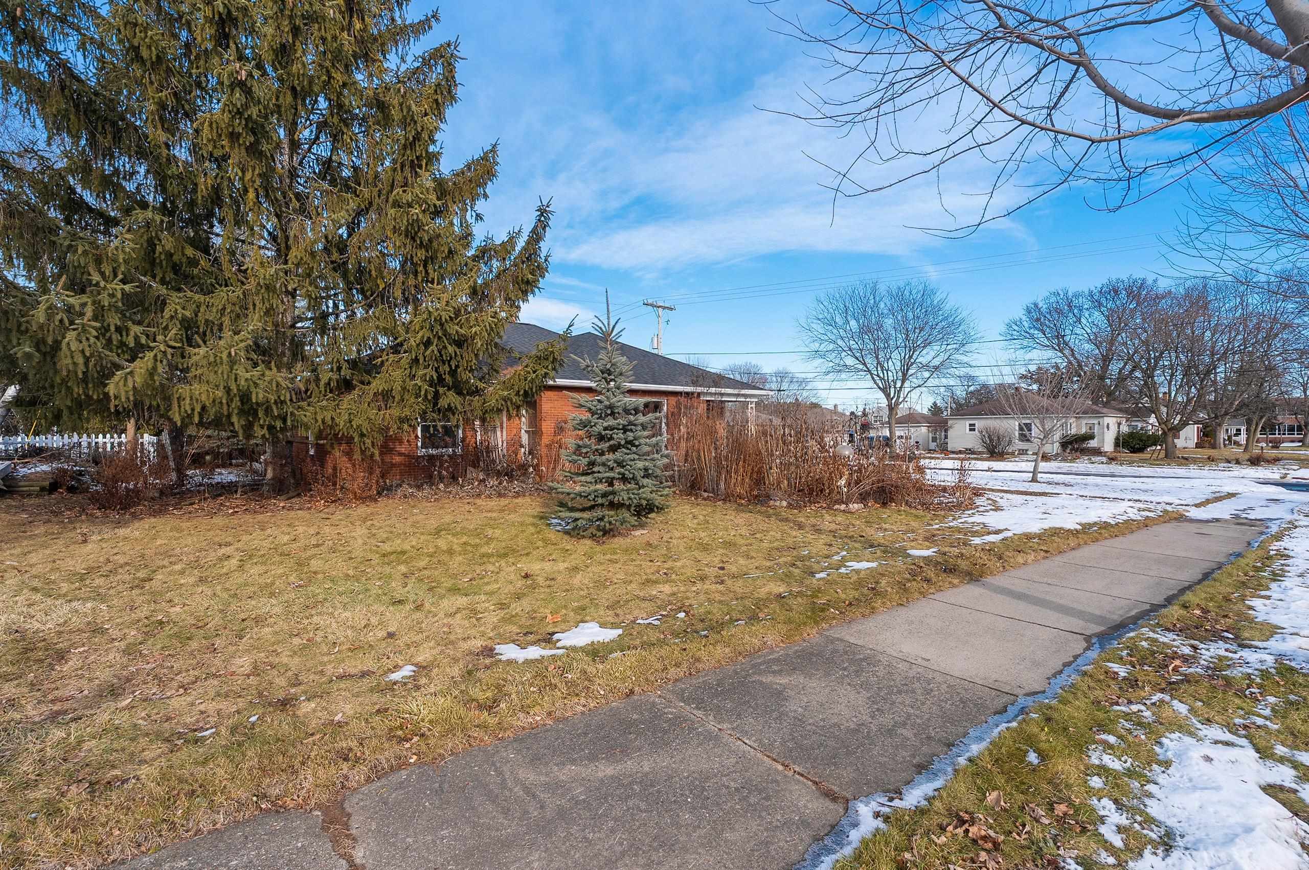 134 East Byrd Street Appleton, WI 54911 - Photo 35 of 50