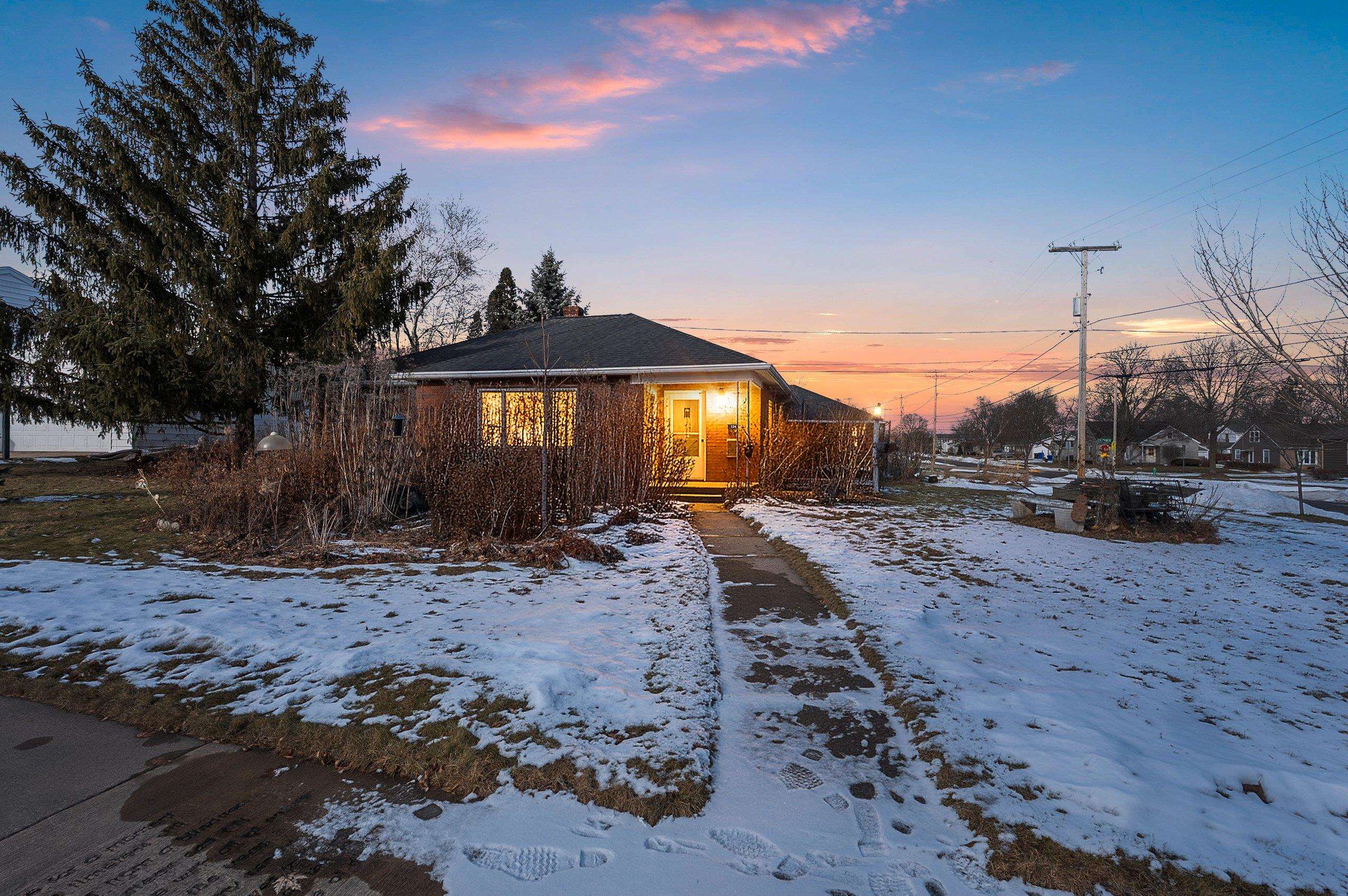 134 East Byrd Street Appleton, WI 54911 - Photo 38 of 50