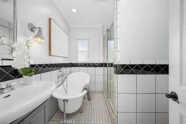 $1,539,000 | 737 Molino Avenue, Long Beach, CA 90804