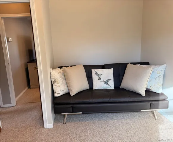 $699,000 | 10 Armell Street, Huntington Station, NY 11746