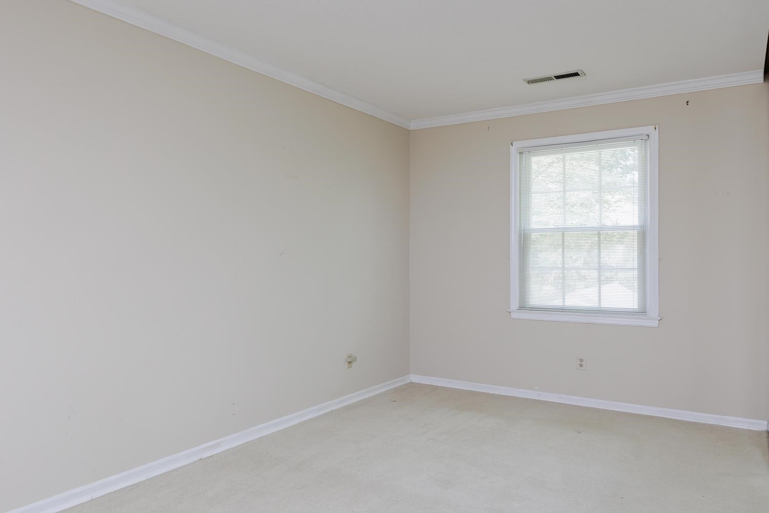 2888 Wycliff Road Raleigh, NC 27607 - Photo 22 of 32 2nd Bedroom