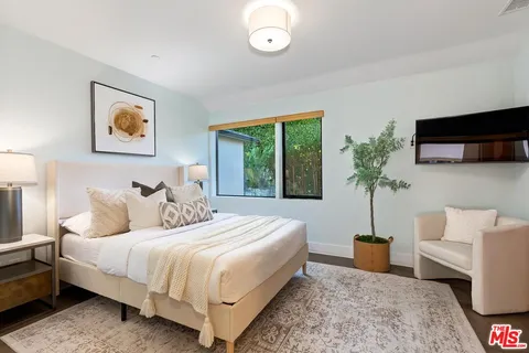 $4,595,000 | 2841 Montcalm Avenue, Los Angeles, CA 90046