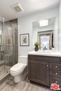 $4,595,000 | 2841 Montcalm Avenue, Los Angeles, CA 90046