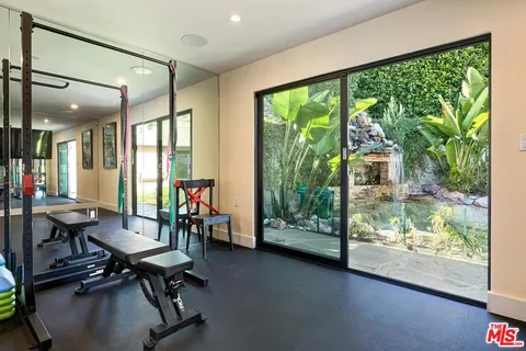 $4,595,000 | 2841 Montcalm Avenue, Los Angeles, CA 90046