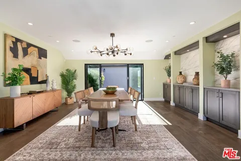 $4,595,000 | 2841 Montcalm Avenue, Los Angeles, CA 90046
