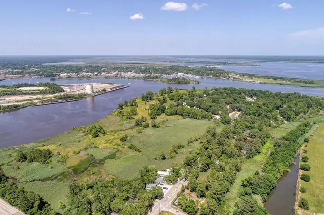 $435,000 | 610 Bayview Drive, Georgetown, SC 29440