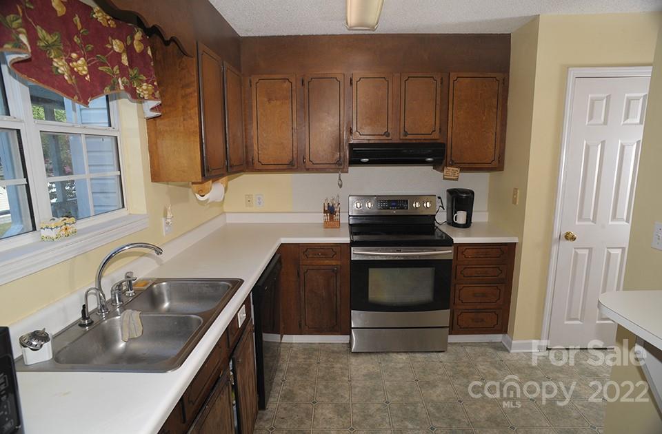 319 Sowers Ferry Road Salisbury, NC 28144 - Photo 6 of 21 Gallery Image 6