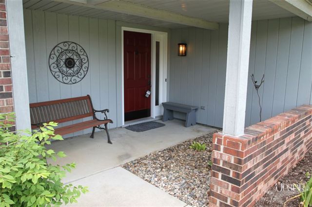 1202 Timberlake Trail Fort Wayne, IN 46804 - Photo 2 of 30 Gallery Image 2