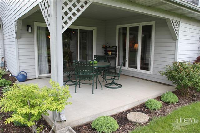 1202 Timberlake Trail Fort Wayne, IN 46804 - Photo 3 of 30 Gallery Image 3