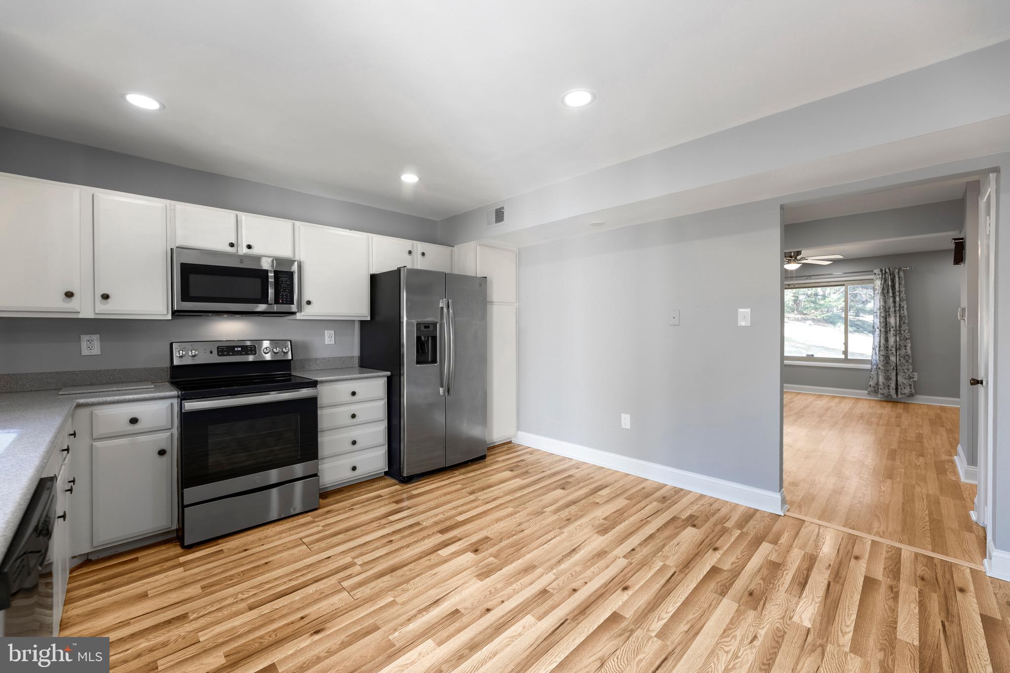 9052 Centerway Road Gaithersburg, MD 20879 - Photo 11 of 32