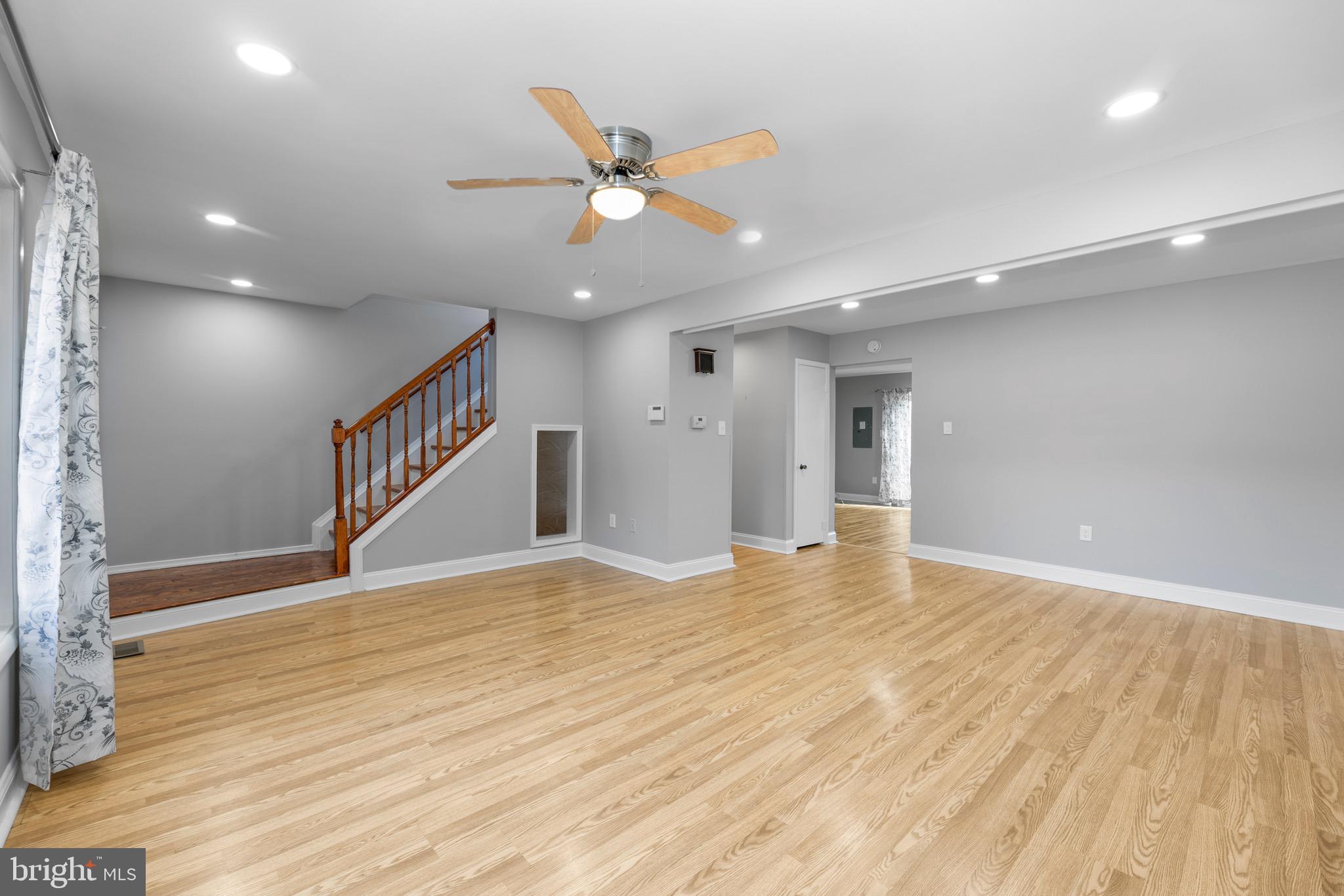 9052 Centerway Road Gaithersburg, MD 20879 - Photo 5 of 32