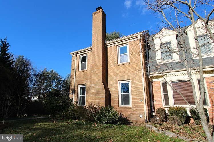 11525 Pine Cone Court Reston, VA 20191 - Photo 30 of 30 a front view of a house with garden