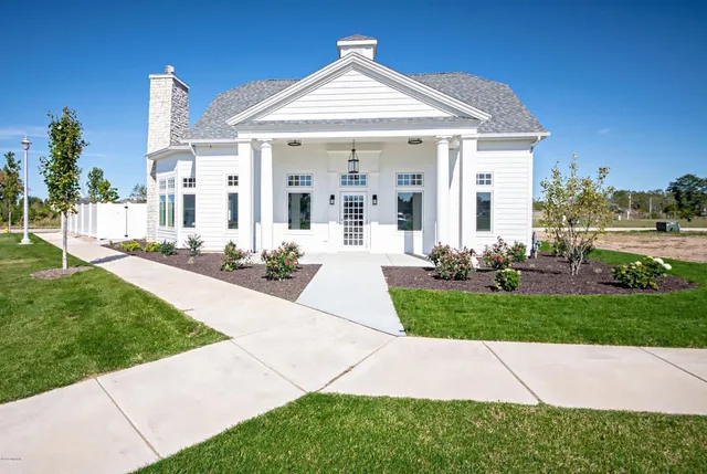 $825,000 | 936 Sailors Way Street, St. Joseph, MI 49085