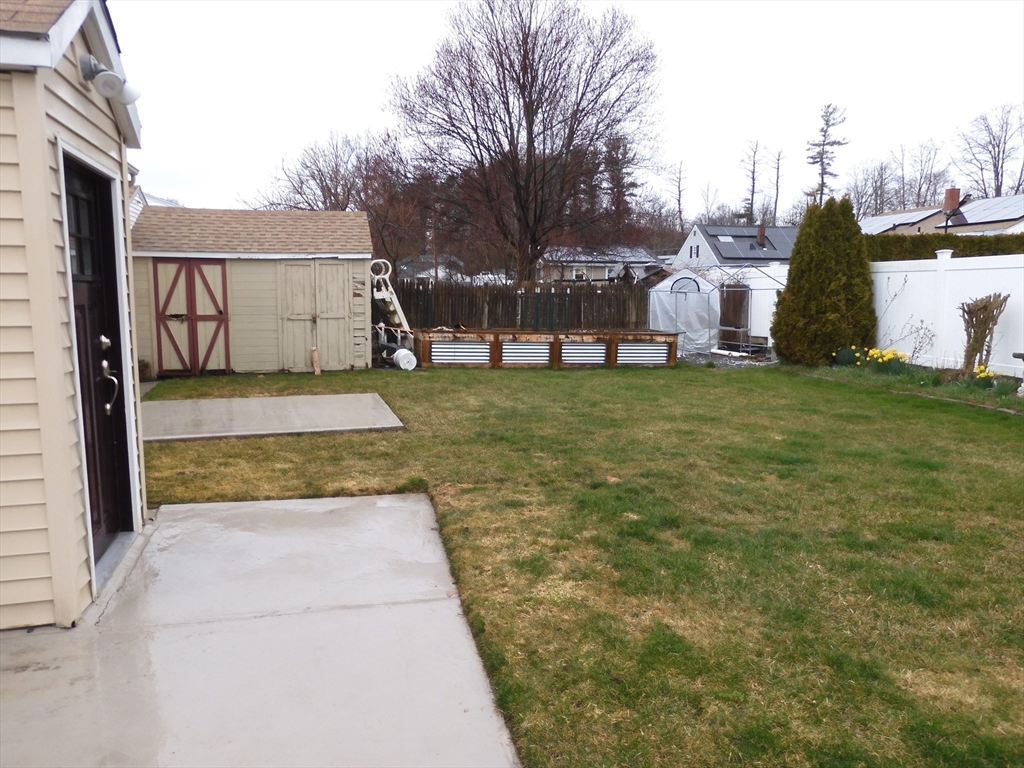 15 Anthony Street Methuen, MA 01844 - Photo 26 of 28