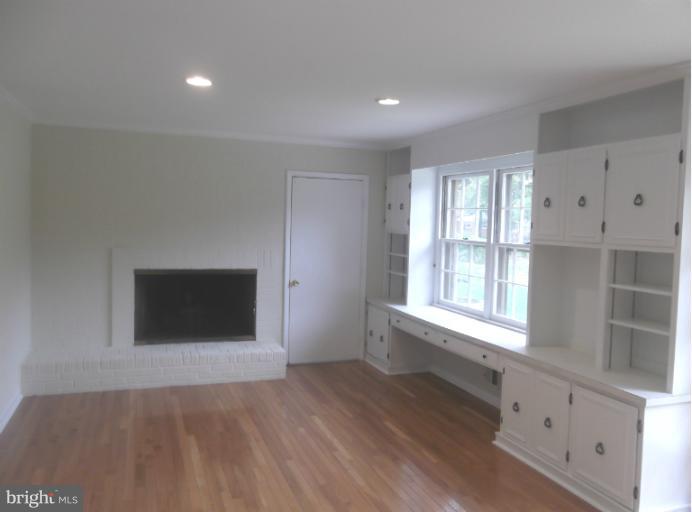 14808 Flintstone Lane Silver Spring, MD 20905 - Photo 20 of 29 Family Room