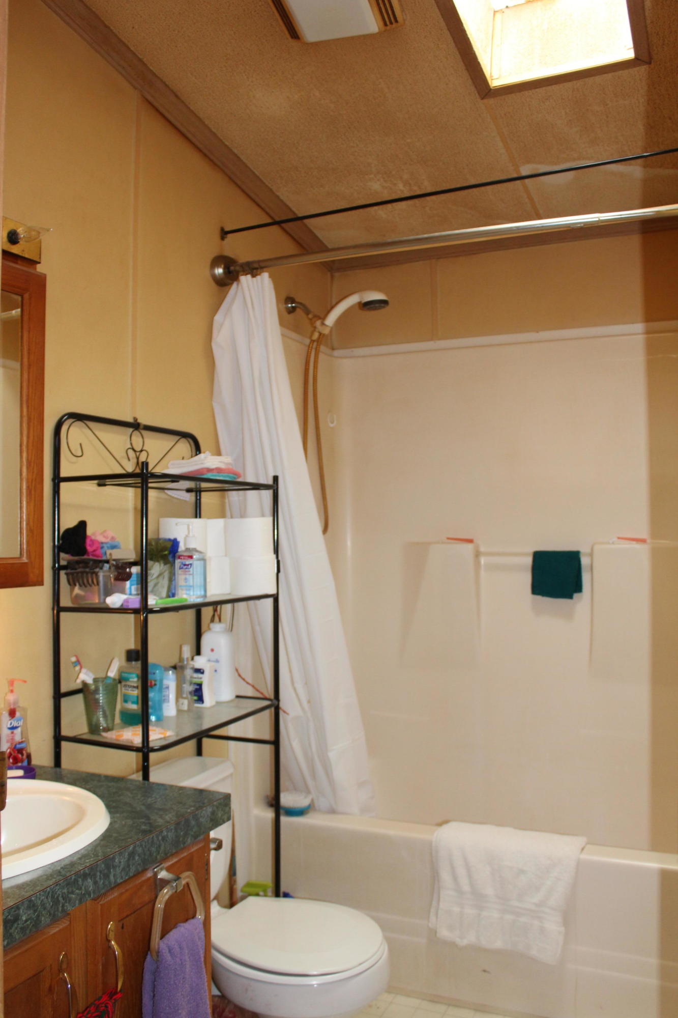 39 Tower Hill Road Medford, ME 04463 - Photo 11 of 15 bathroom