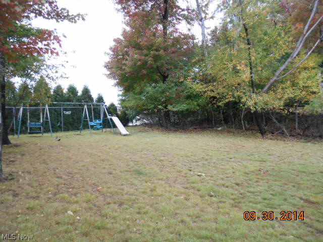 1987 West Ridgewood Drive Cleveland, OH 44134 - Photo 19 of 20