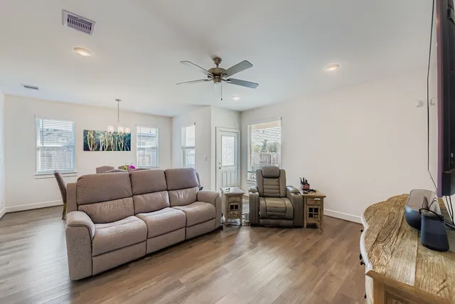 $319,000 | 12243 North Chestnut Hls Drive, Conroe, TX 77303