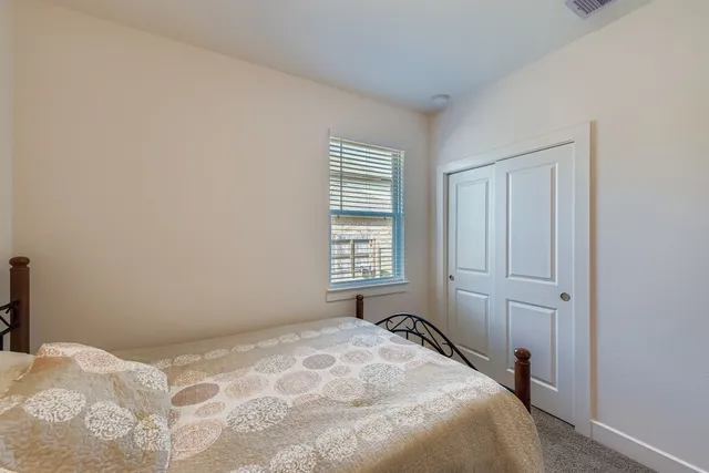 $319,000 | 12243 North Chestnut Hls Drive, Conroe, TX 77303