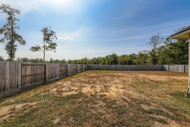 $319,000 | 12243 North Chestnut Hls Drive, Conroe, TX 77303