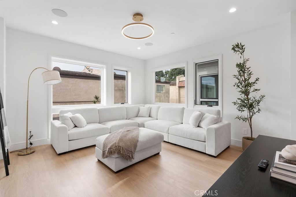 903 West Duarte Road Arcadia, CA 91007 - Photo 1 of 29