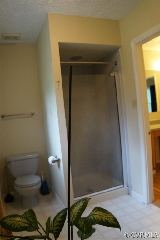 3135 Meherrin Road Meherrin, VA 23954 - Photo 8 of 20 a close view of tub