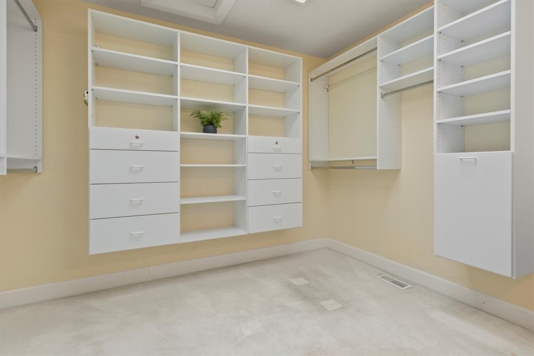 725 Mariner Circle Webster, NY 14580 - Photo 31 of 40