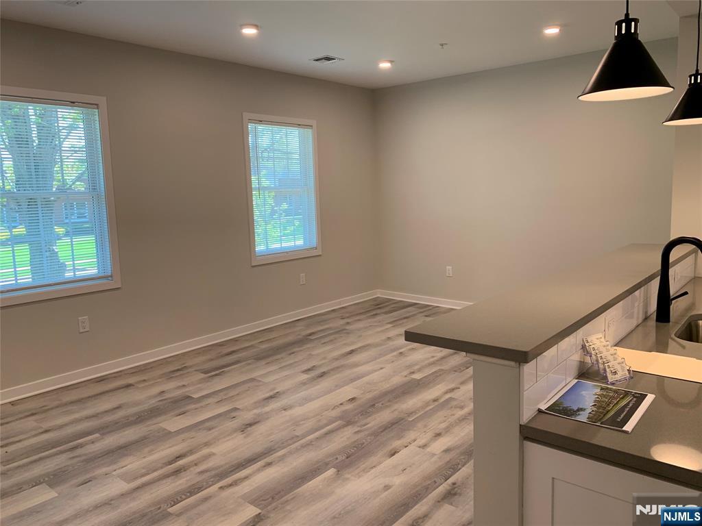 505 Kinderkamack Road, Unit 201 Oradell, NJ 07649 - Photo 10 of 25 Gallery Image 10