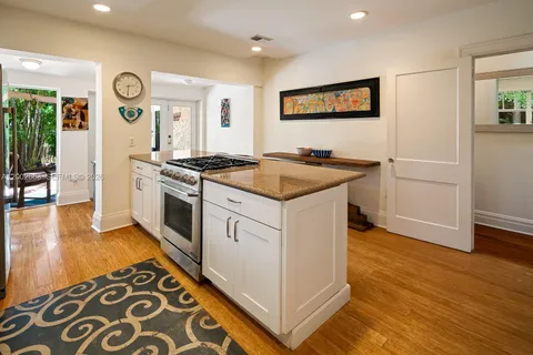 $2,085,000 | 2521 Inagua Avenue, Coconut Grove, FL 33133