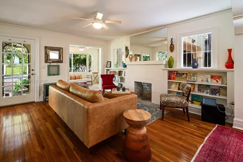 $2,085,000 | 2521 Inagua Avenue, Coconut Grove, FL 33133