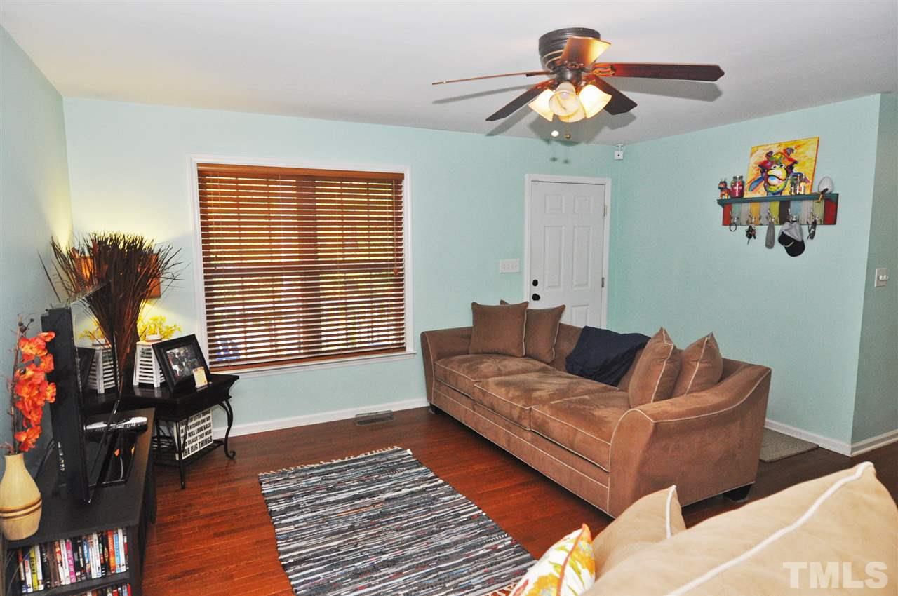 2562 Burton Road Durham, NC 27704 - Photo 4 of 25