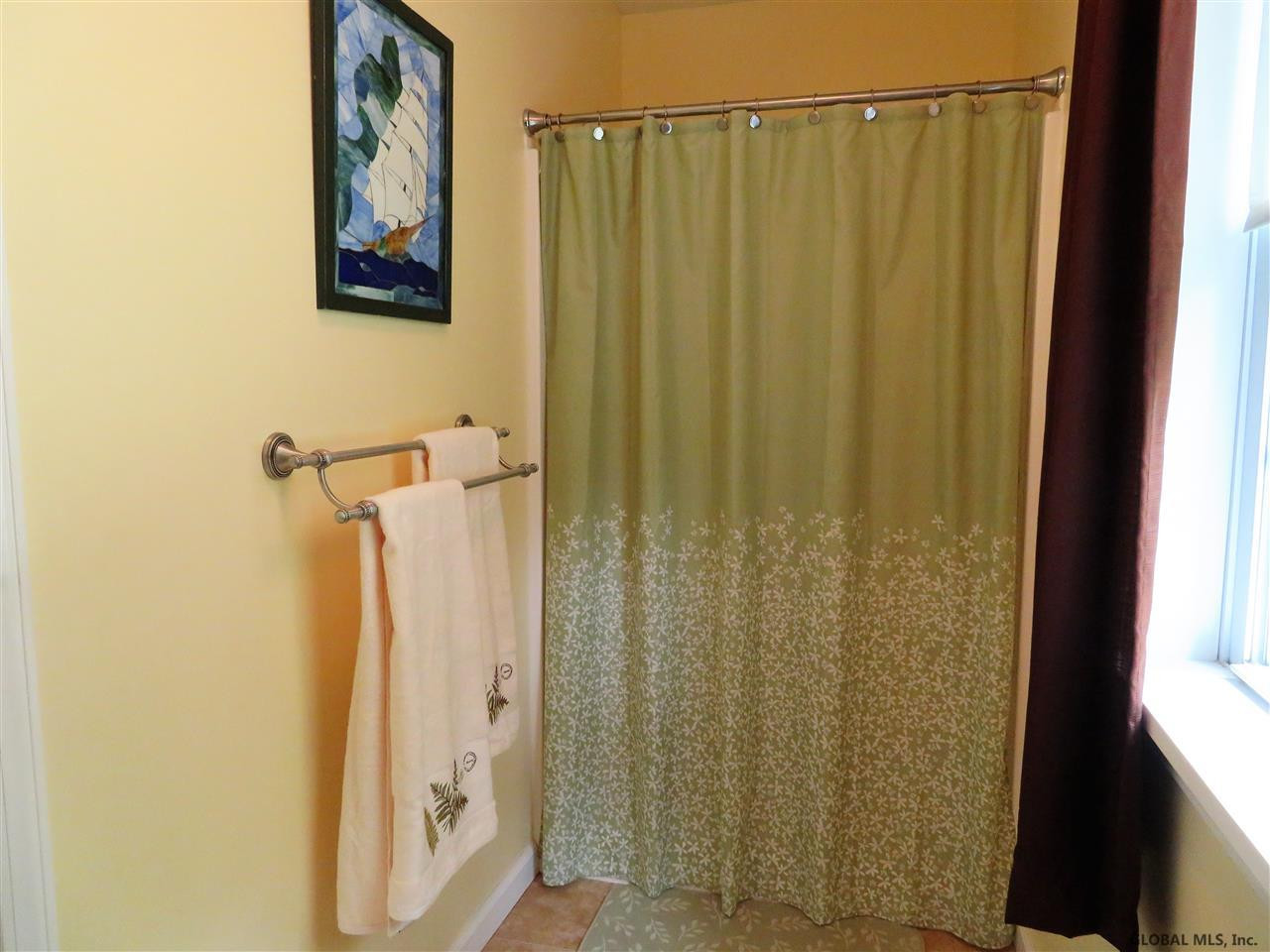 26 Aspen Road Colonie, NY 12110 - Photo 15 of 32 Photo 15